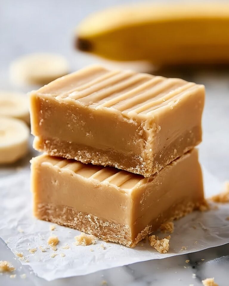 Fudgy and Flavorful Banana Blondies Recipe