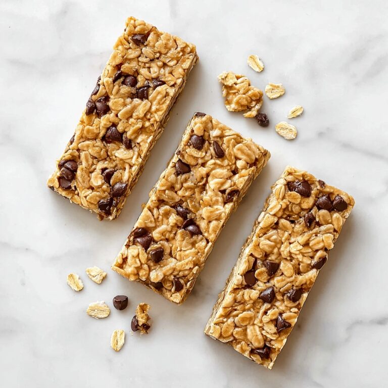 Homemade Healthy Oatmeal Nut and Chocolate Granola Bars Recipe